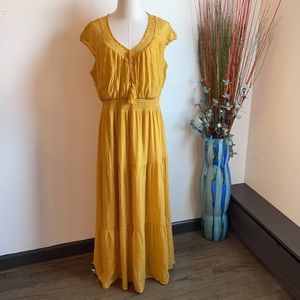 Sunshine sunny day dress! Excellent condition.